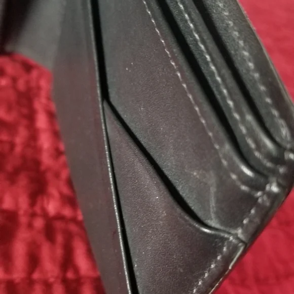 Louis Vuitton Black and Gray Checkered Wallet - Picture 3 of 7